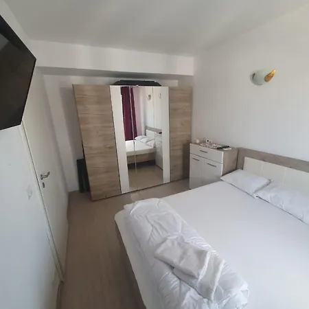 Apartment In Mamaia Navodari